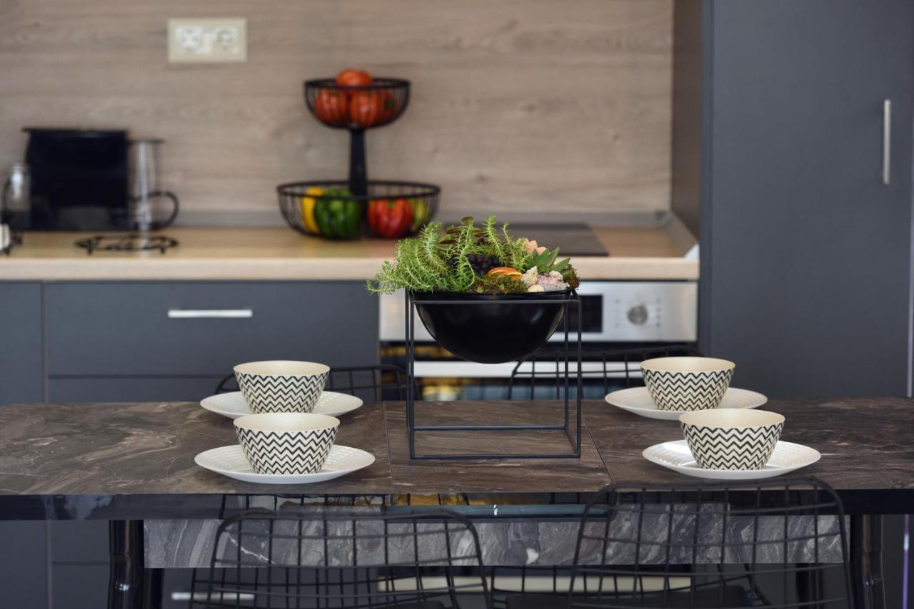 Porto Boutique #A Apartment เทสซาโลนิกิ ภายนอก รูปภาพ