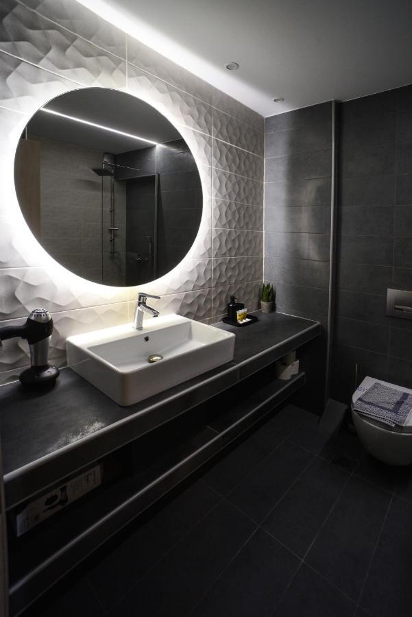 Porto Boutique #A Apartment เทสซาโลนิกิ ภายนอก รูปภาพ